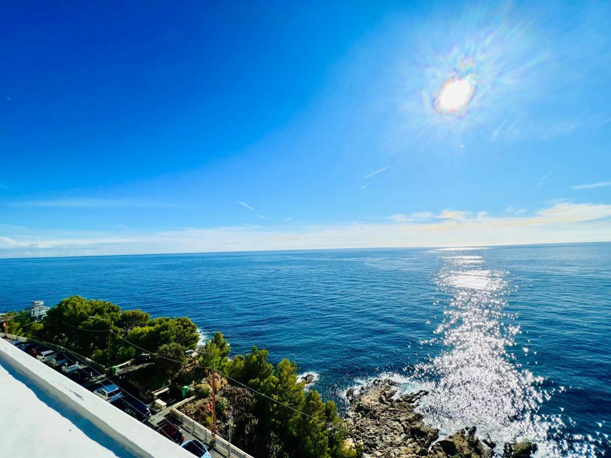 Suite Sunset 7 - Fronte Mare Sanremo Exteriör bild
